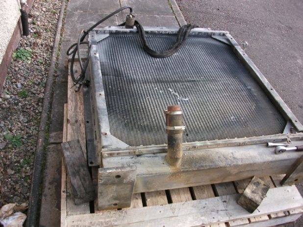 Large radiator for repair